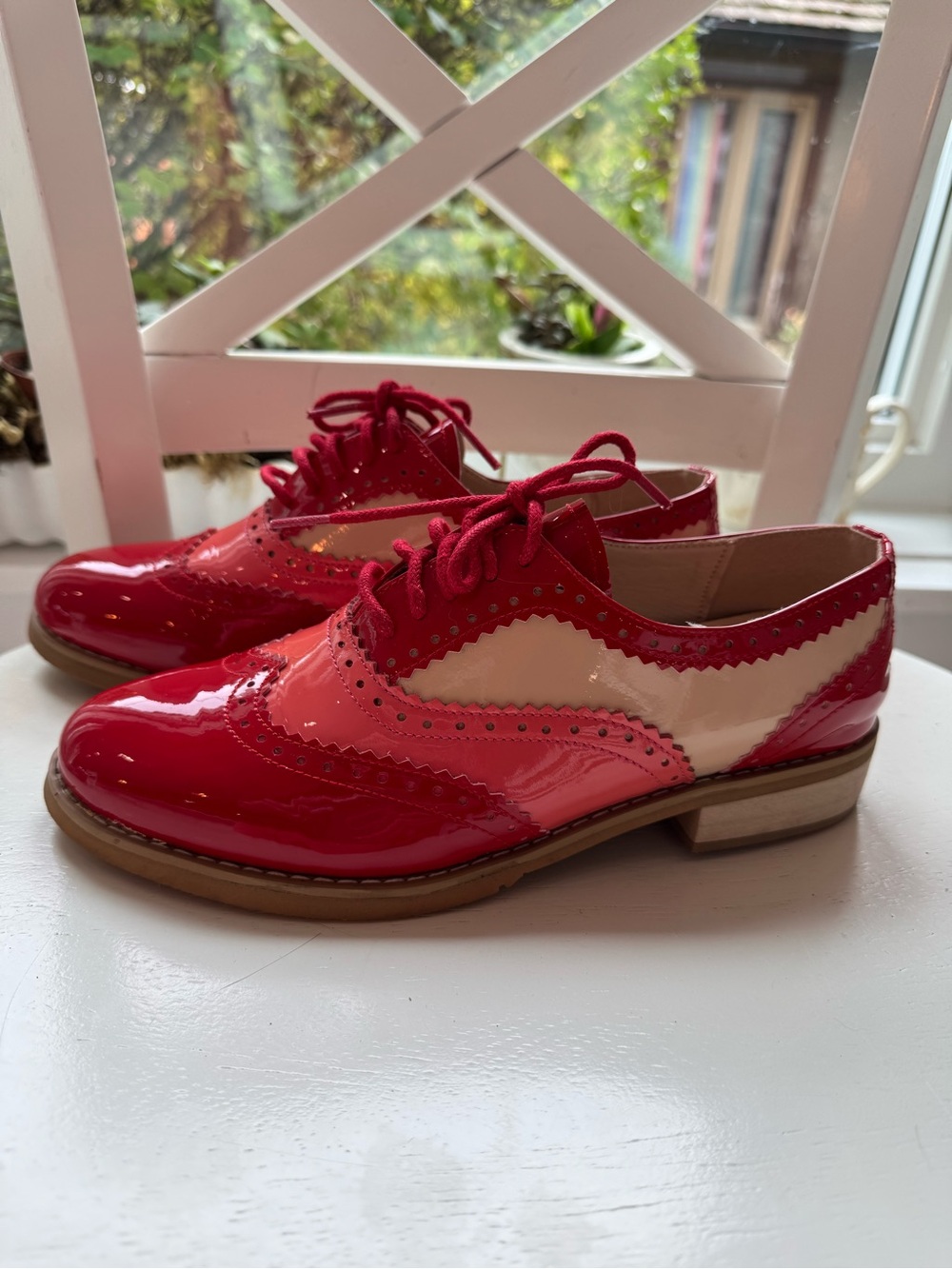 Red & Pink Patent Brogue Oxford Shoes Glossy Shine Standout style – EU 38